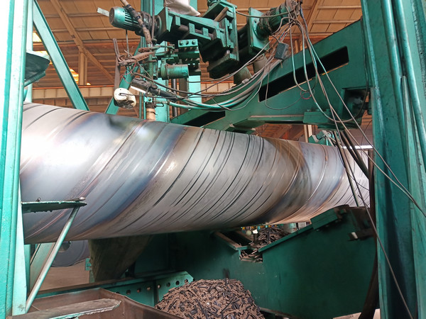 ​螺旋缝双面埋弧焊钢管生产技术原理剖析